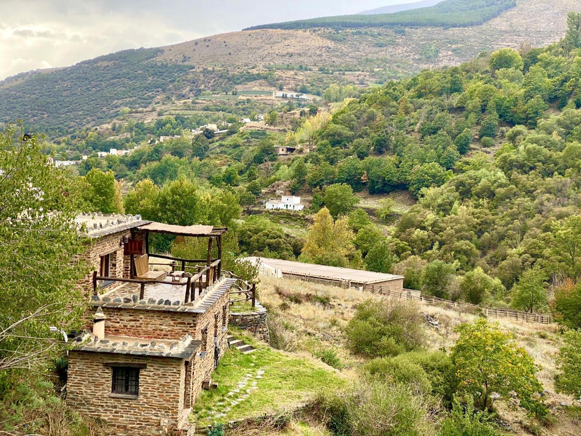 Casa Rural Cortijo Molino Altero Trevélez Exterior foto